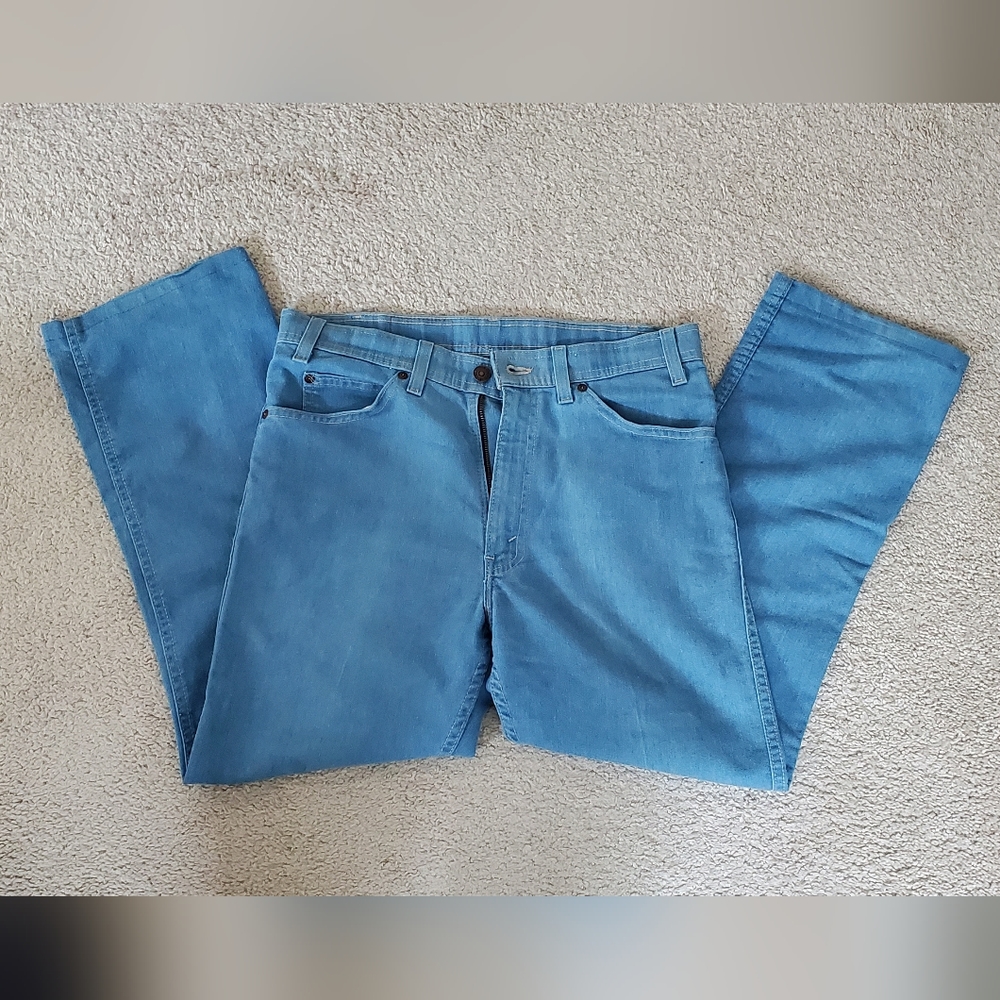 Levi's